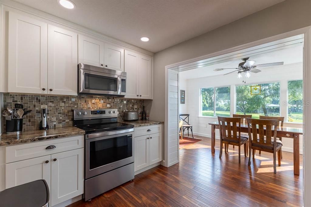 For Sale: $770,000 (3 beds, 2 baths, 1730 Square Feet)