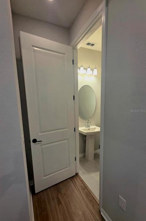 For Rent: $4,000 (5 beds, 4 baths, 3619 Square Feet)