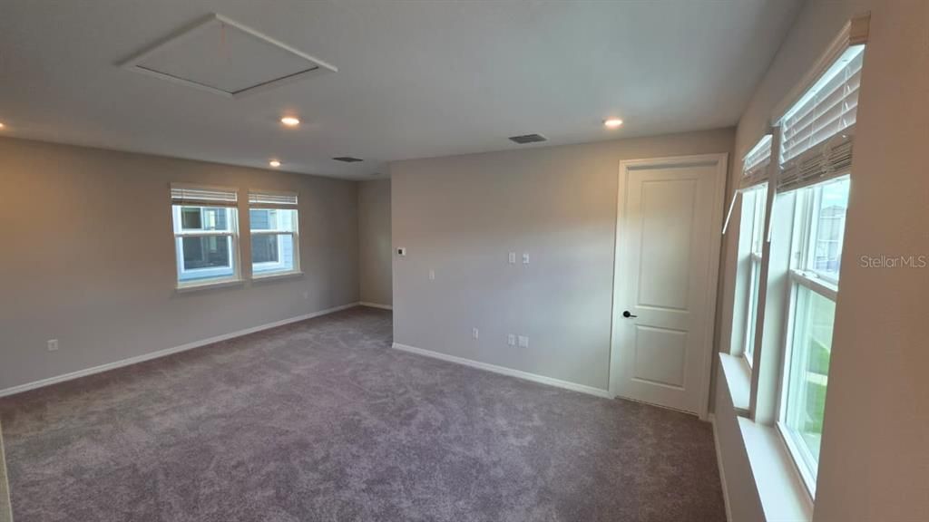 For Rent: $4,000 (5 beds, 4 baths, 3619 Square Feet)