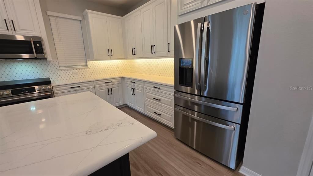 For Rent: $4,000 (5 beds, 4 baths, 3619 Square Feet)