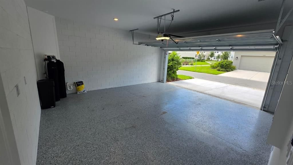 For Rent: $4,000 (5 beds, 4 baths, 3619 Square Feet)