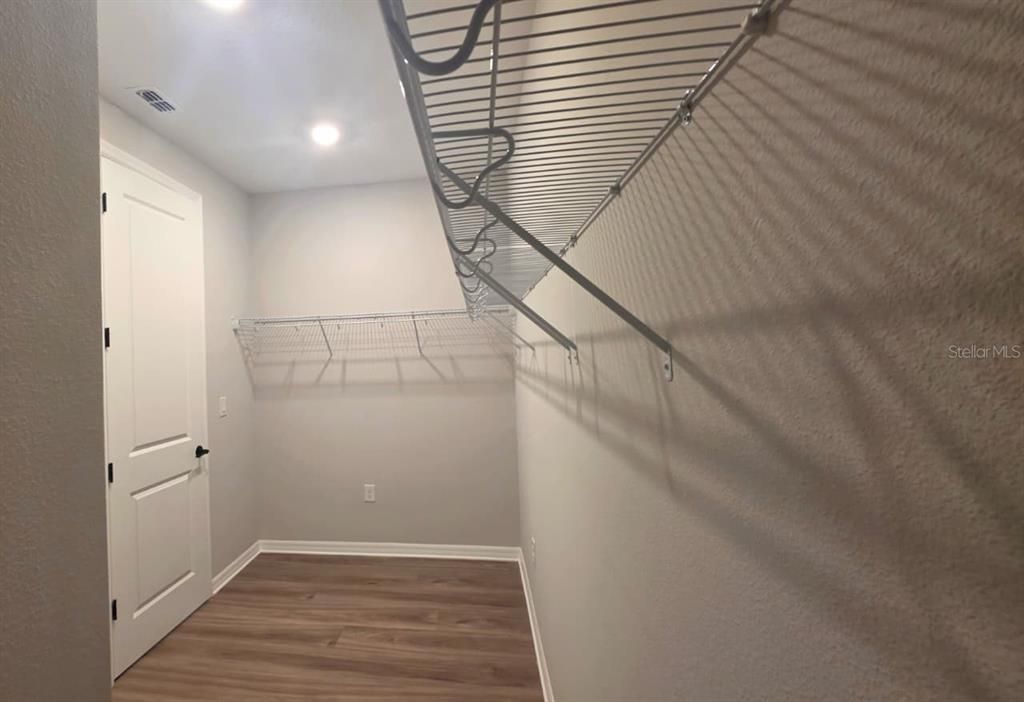 For Rent: $4,000 (5 beds, 4 baths, 3619 Square Feet)