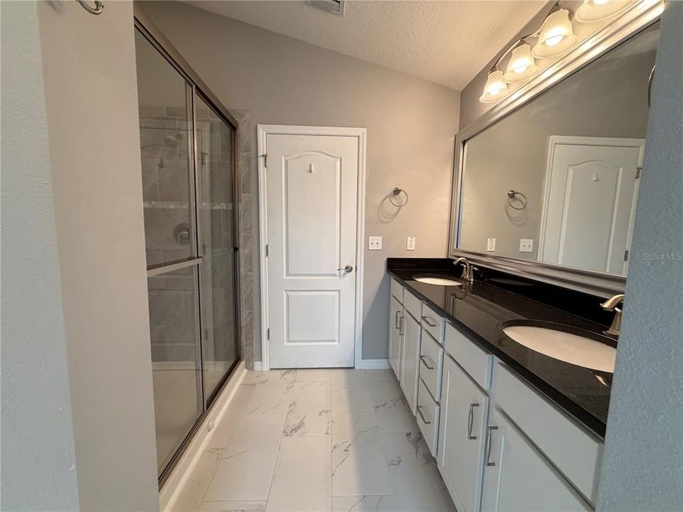 В аренду: $3,100 (3 спален, 2 ванн, 1480 Квадратных фут)