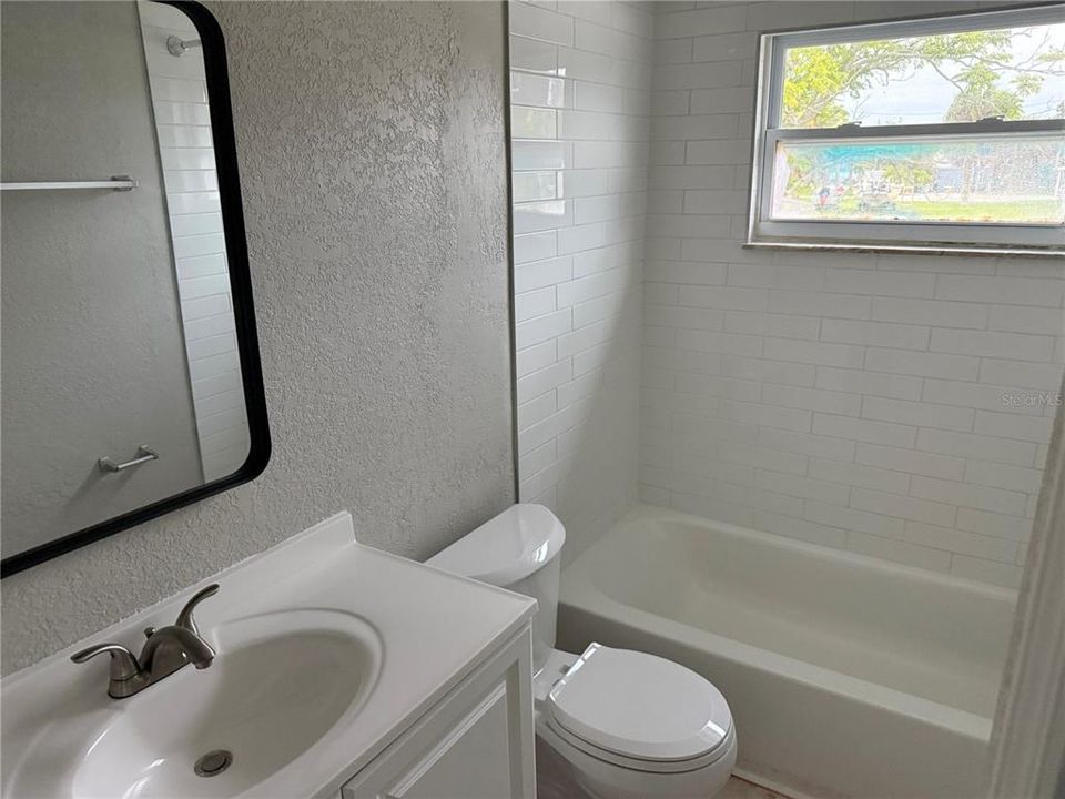 For Sale: $649,000 (8 beds, 4 baths, 2376 Square Feet)