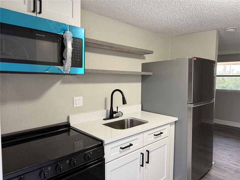 For Sale: $649,000 (8 beds, 4 baths, 2376 Square Feet)