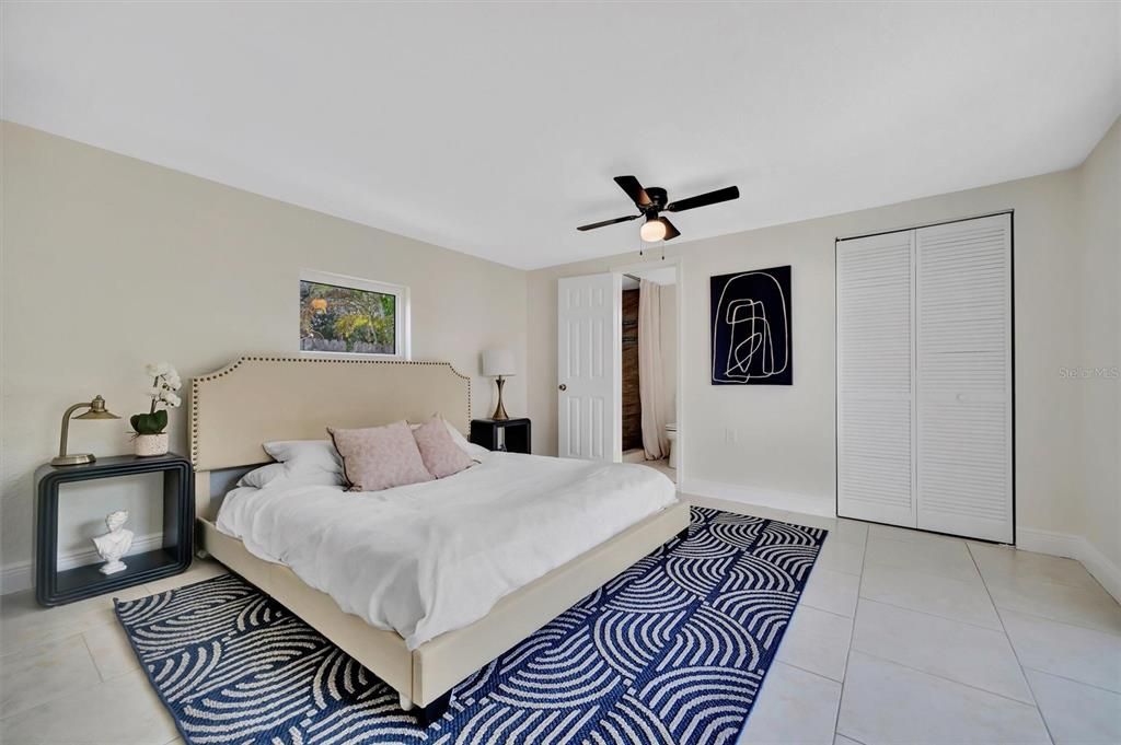 For Sale: $375,000 (3 beds, 2 baths, 1354 Square Feet)