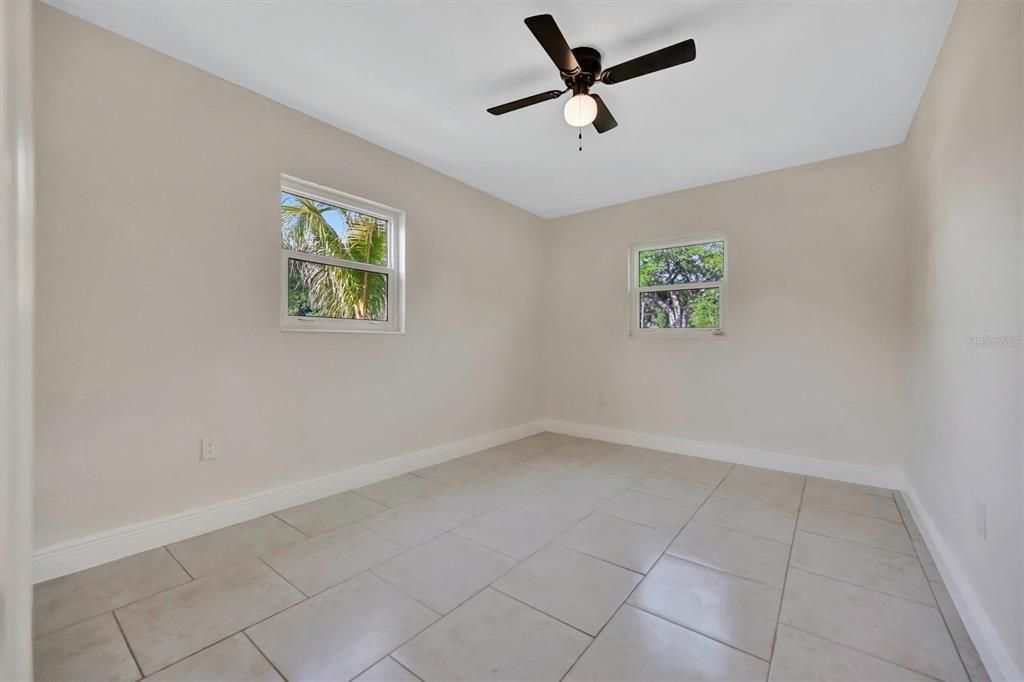 For Sale: $375,000 (3 beds, 2 baths, 1354 Square Feet)