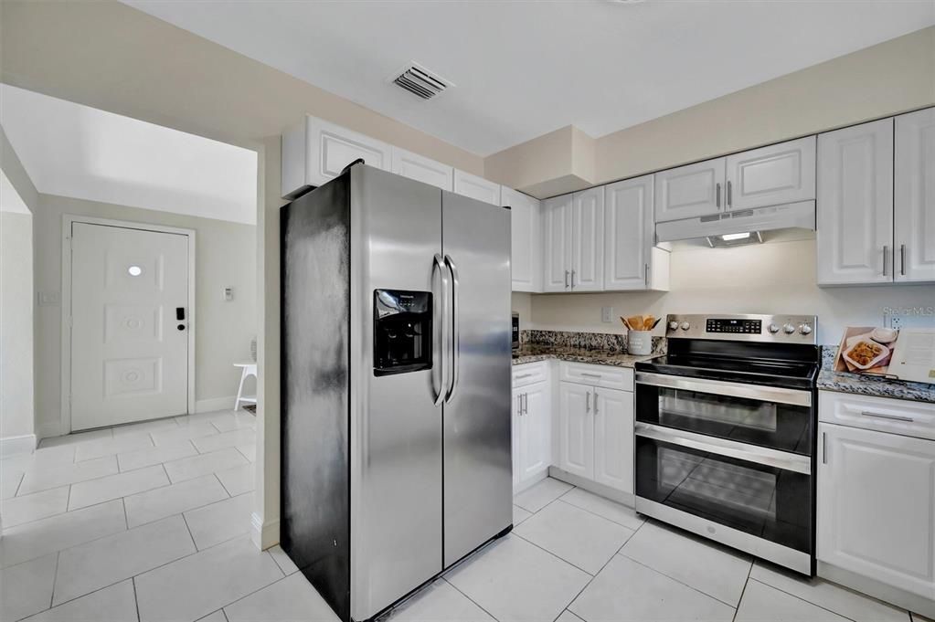 For Sale: $375,000 (3 beds, 2 baths, 1354 Square Feet)