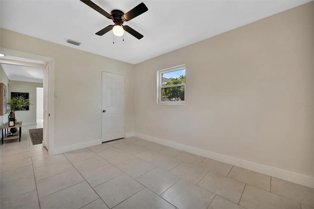 For Sale: $375,000 (3 beds, 2 baths, 1354 Square Feet)