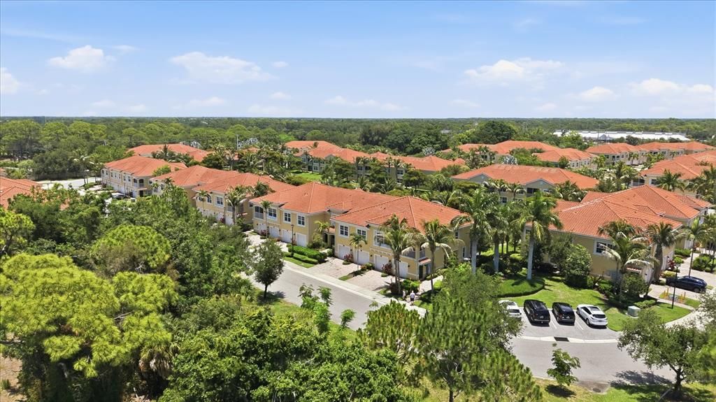 For Sale: $328,000 (3 beds, 2 baths, 1528 Square Feet)