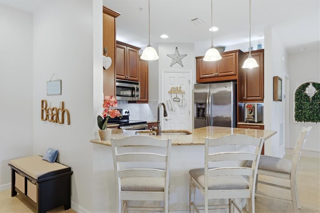 For Sale: $328,000 (3 beds, 2 baths, 1528 Square Feet)