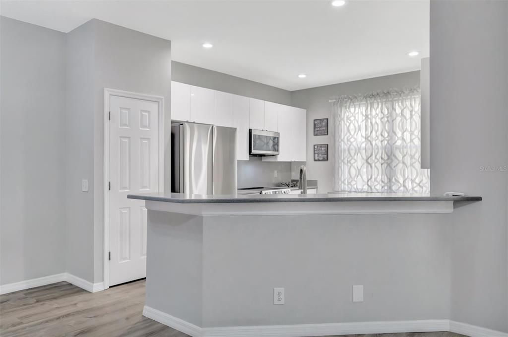 For Sale: $399,000 (3 beds, 2 baths, 1618 Square Feet)
