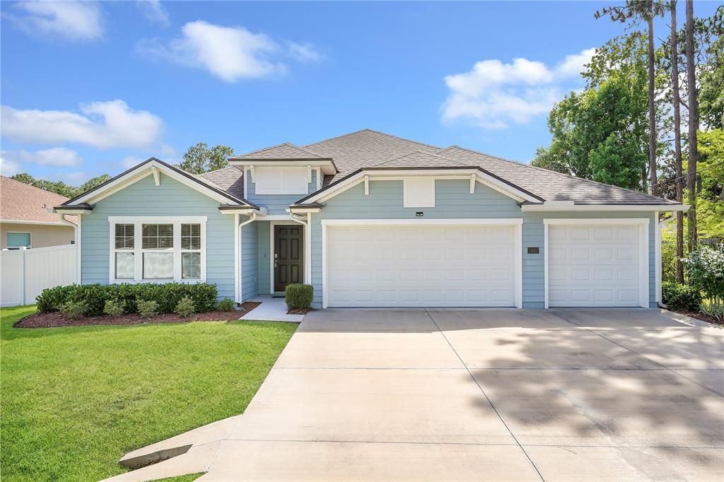For Sale: $399,900 (4 beds, 3 baths, 2355 Square Feet)