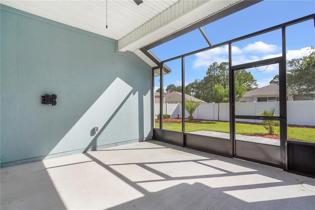 For Sale: $399,900 (4 beds, 3 baths, 2355 Square Feet)
