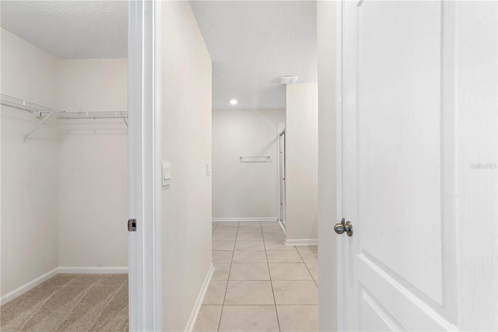 For Sale: $399,900 (4 beds, 3 baths, 2355 Square Feet)