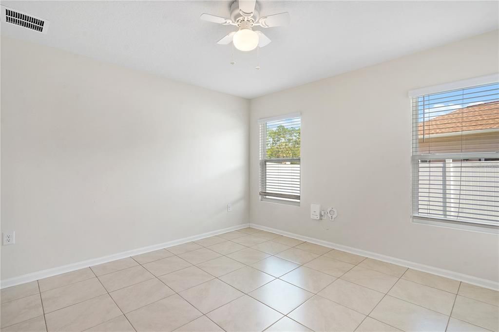 For Sale: $399,900 (4 beds, 3 baths, 2355 Square Feet)