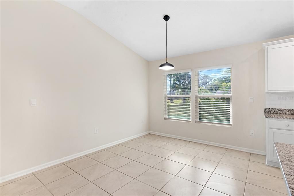 For Sale: $399,900 (4 beds, 3 baths, 2355 Square Feet)