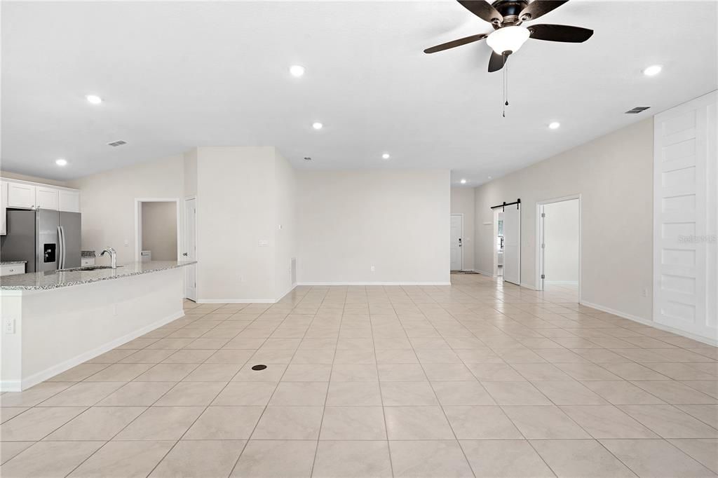 For Sale: $399,900 (4 beds, 3 baths, 2355 Square Feet)