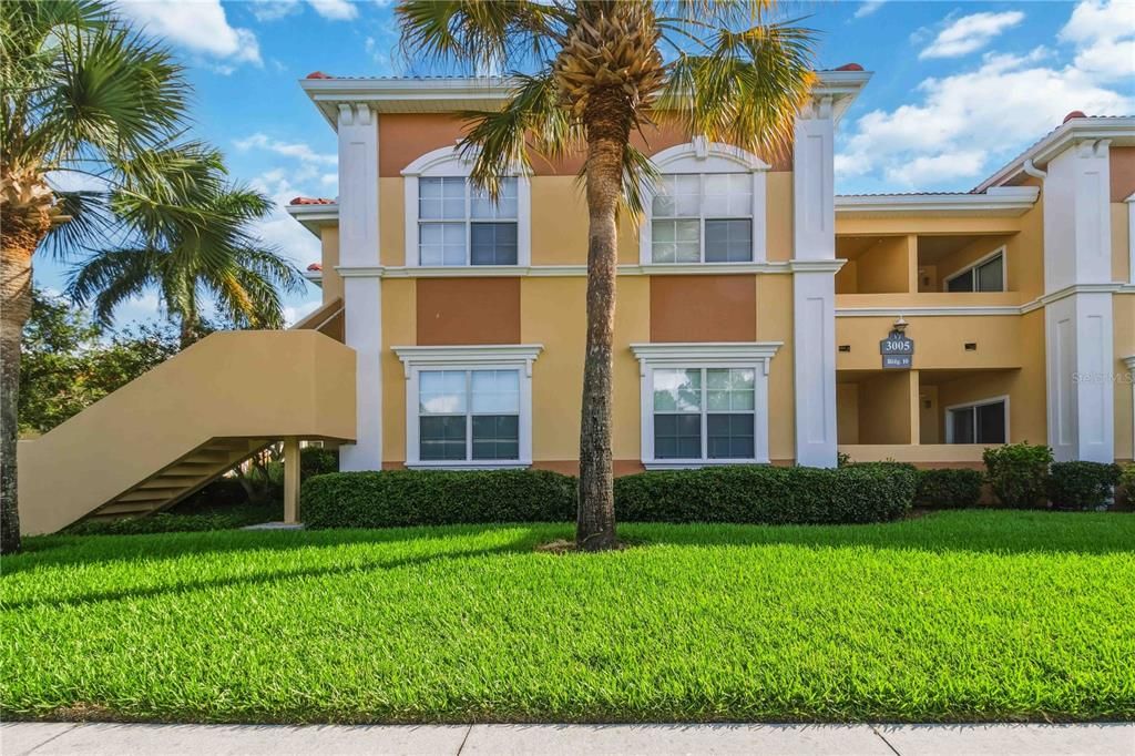 For Rent: $1,700 (2 beds, 2 baths, 1058 Square Feet)