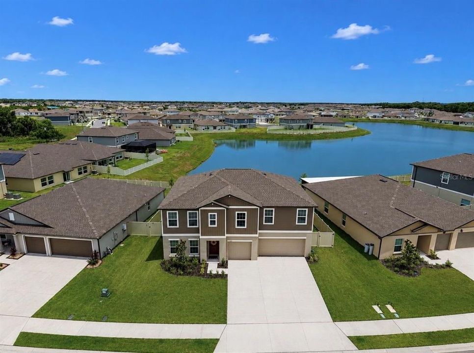 For Sale: $435,000 (5 beds, 4 baths, 3334 Square Feet)