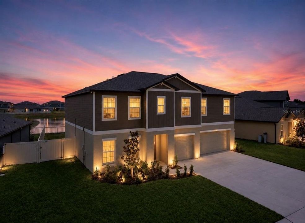 For Sale: $435,000 (5 beds, 4 baths, 3334 Square Feet)