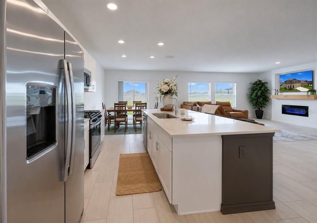For Sale: $435,000 (5 beds, 4 baths, 3334 Square Feet)