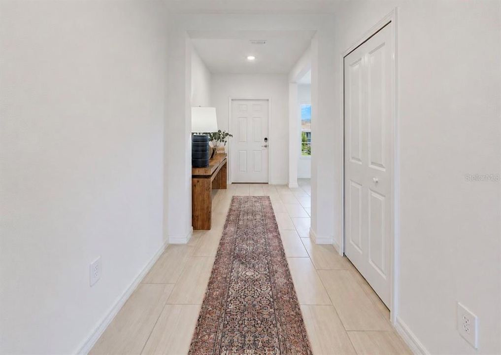For Sale: $435,000 (5 beds, 4 baths, 3334 Square Feet)