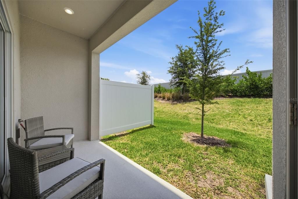 For Sale: $259,900 (2 beds, 2 baths, 1200 Square Feet)