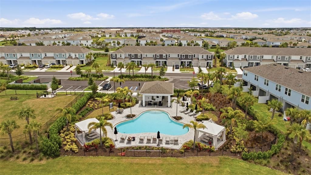 For Sale: $259,900 (2 beds, 2 baths, 1200 Square Feet)
