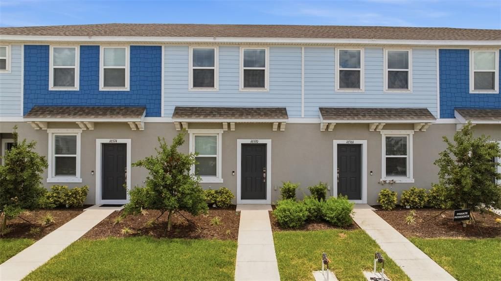For Sale: $259,900 (2 beds, 2 baths, 1200 Square Feet)