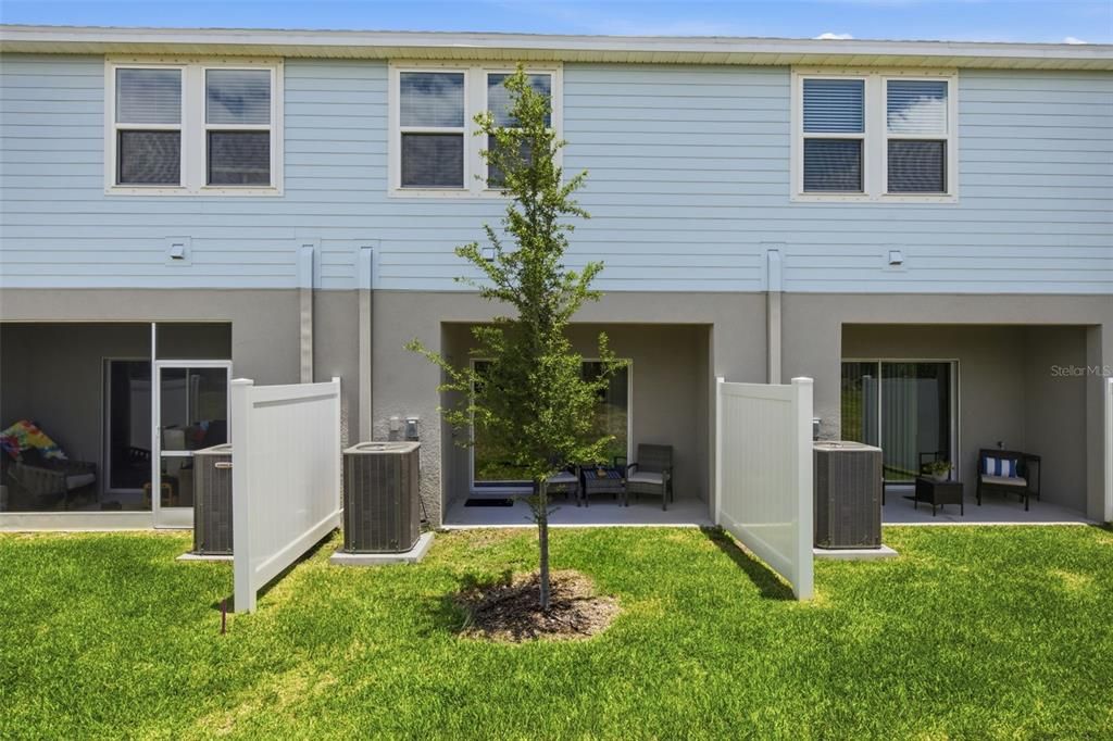 For Sale: $259,900 (2 beds, 2 baths, 1200 Square Feet)