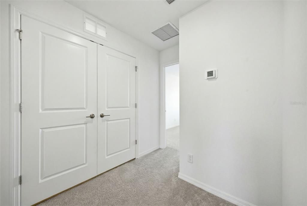 For Sale: $259,900 (2 beds, 2 baths, 1200 Square Feet)
