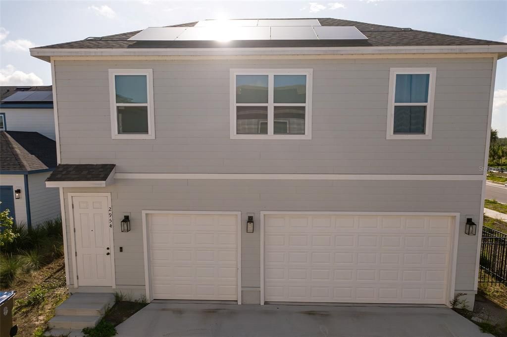 For Rent: $2,750 (3 beds, 2 baths, 2704 Square Feet)