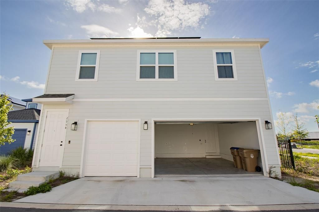 For Rent: $2,750 (3 beds, 2 baths, 2704 Square Feet)