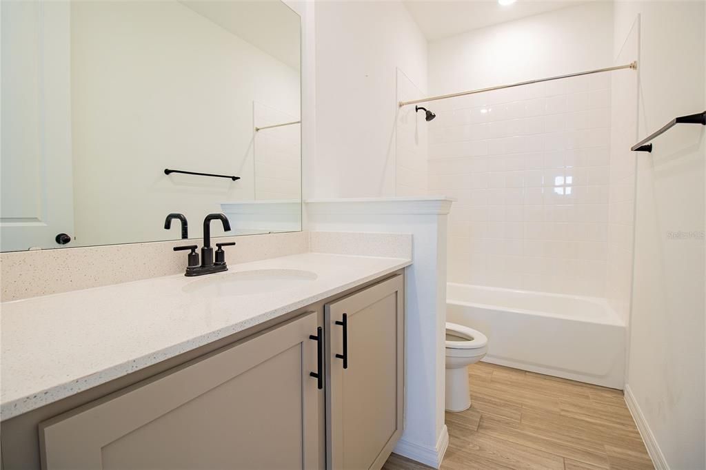 For Rent: $2,750 (3 beds, 2 baths, 2704 Square Feet)