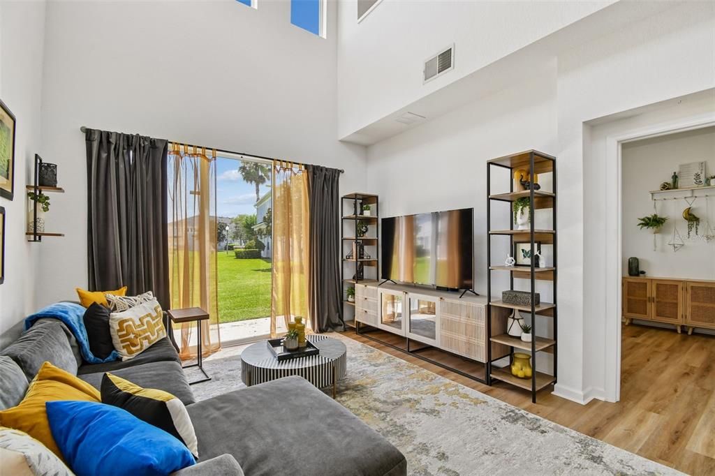 En Venta: $350,000 (2 camas, 3 baños, 2074 Pies cuadrados)