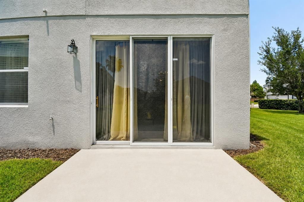 En Venta: $350,000 (2 camas, 3 baños, 2074 Pies cuadrados)