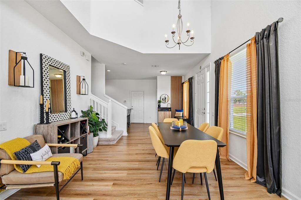 En Venta: $350,000 (2 camas, 3 baños, 2074 Pies cuadrados)