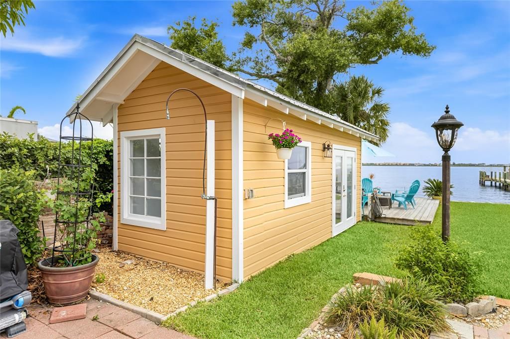 For Sale: $1,795,000 (3 beds, 3 baths, 2028 Square Feet)