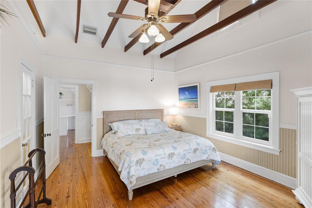 For Sale: $1,795,000 (3 beds, 3 baths, 2028 Square Feet)