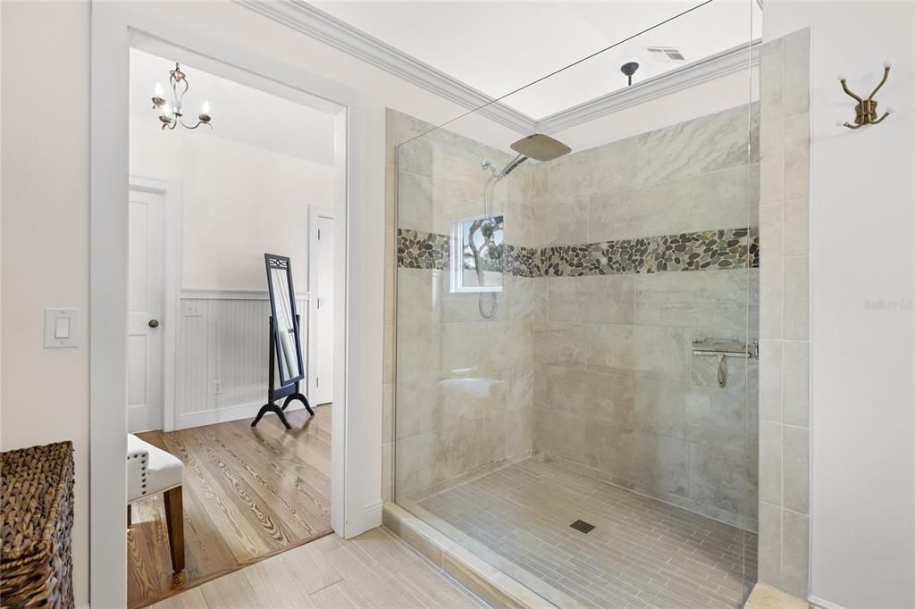 For Sale: $1,795,000 (3 beds, 3 baths, 2028 Square Feet)