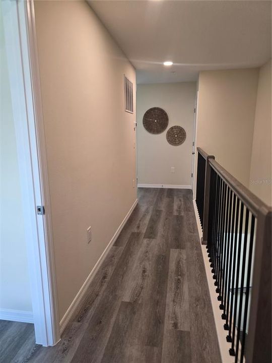 For Sale: $325,000 (3 beds, 2 baths, 1737 Square Feet)