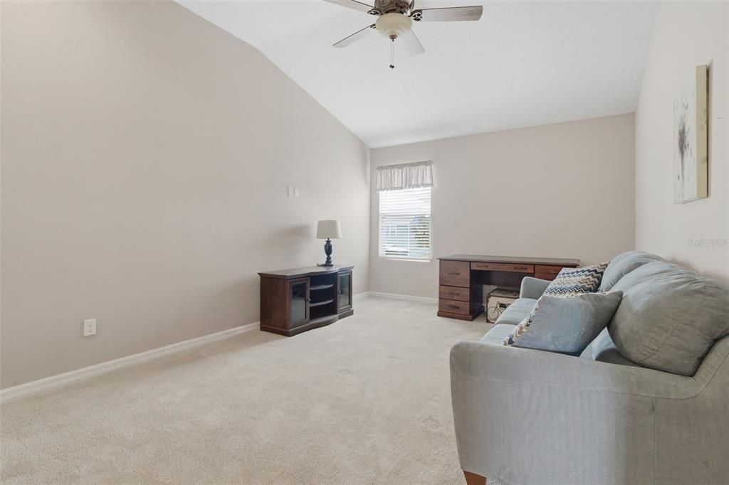 For Sale: $295,000 (3 beds, 2 baths, 1656 Square Feet)
