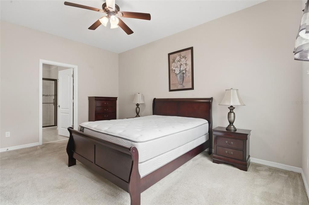 For Sale: $295,000 (3 beds, 2 baths, 1656 Square Feet)