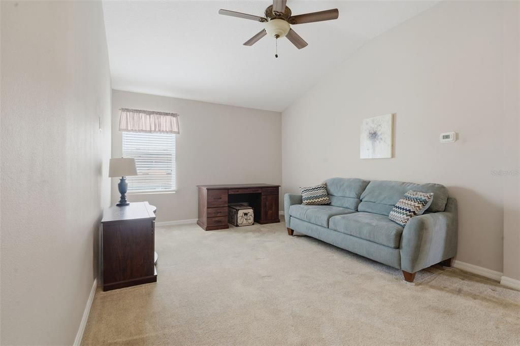 For Sale: $295,000 (3 beds, 2 baths, 1656 Square Feet)
