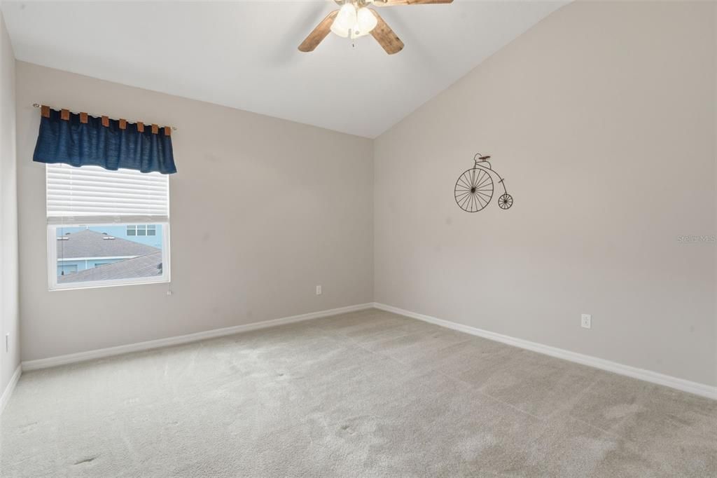 For Sale: $295,000 (3 beds, 2 baths, 1656 Square Feet)