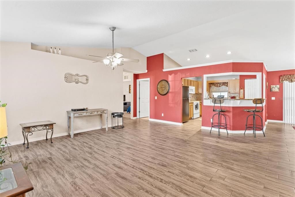 For Sale: $349,000 (3 beds, 2 baths, 1770 Square Feet)