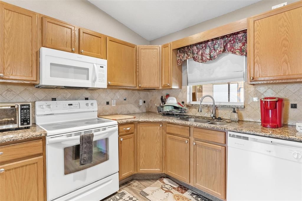 For Sale: $349,000 (3 beds, 2 baths, 1770 Square Feet)