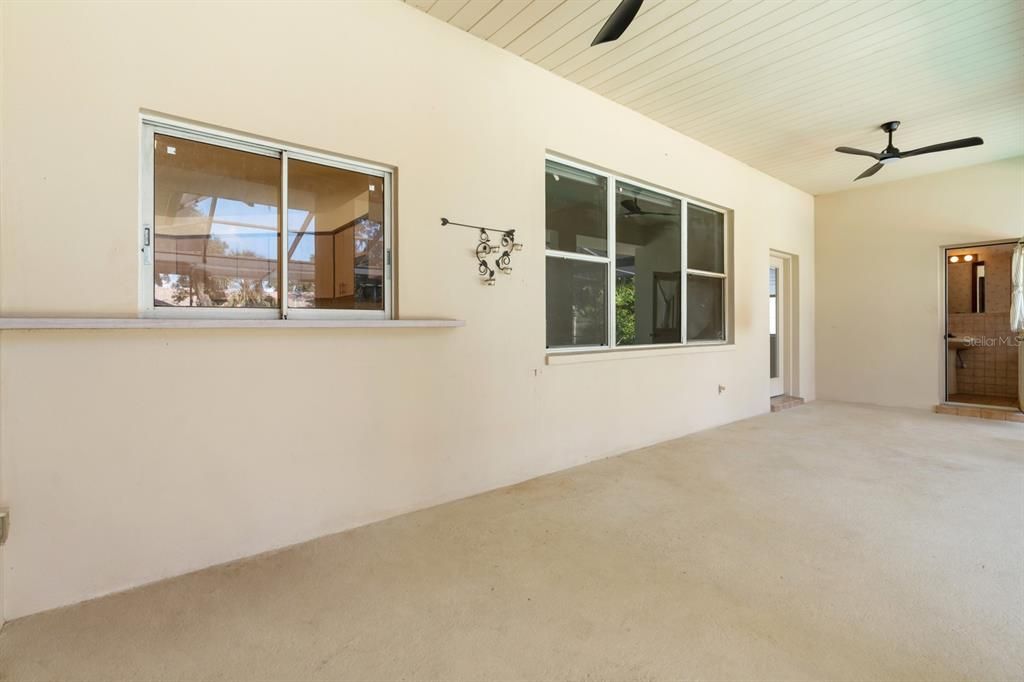 For Sale: $544,900 (5 beds, 3 baths, 2424 Square Feet)