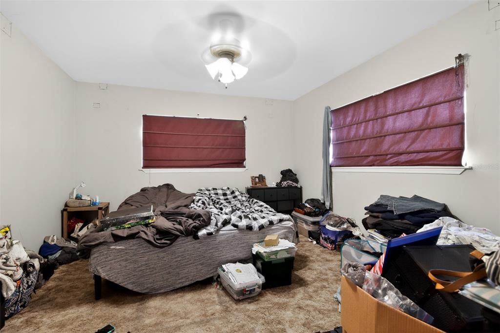 For Sale: $200,000 (3 beds, 2 baths, 1776 Square Feet)